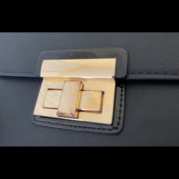 Small black crossbody bag - Picture 4 of 5